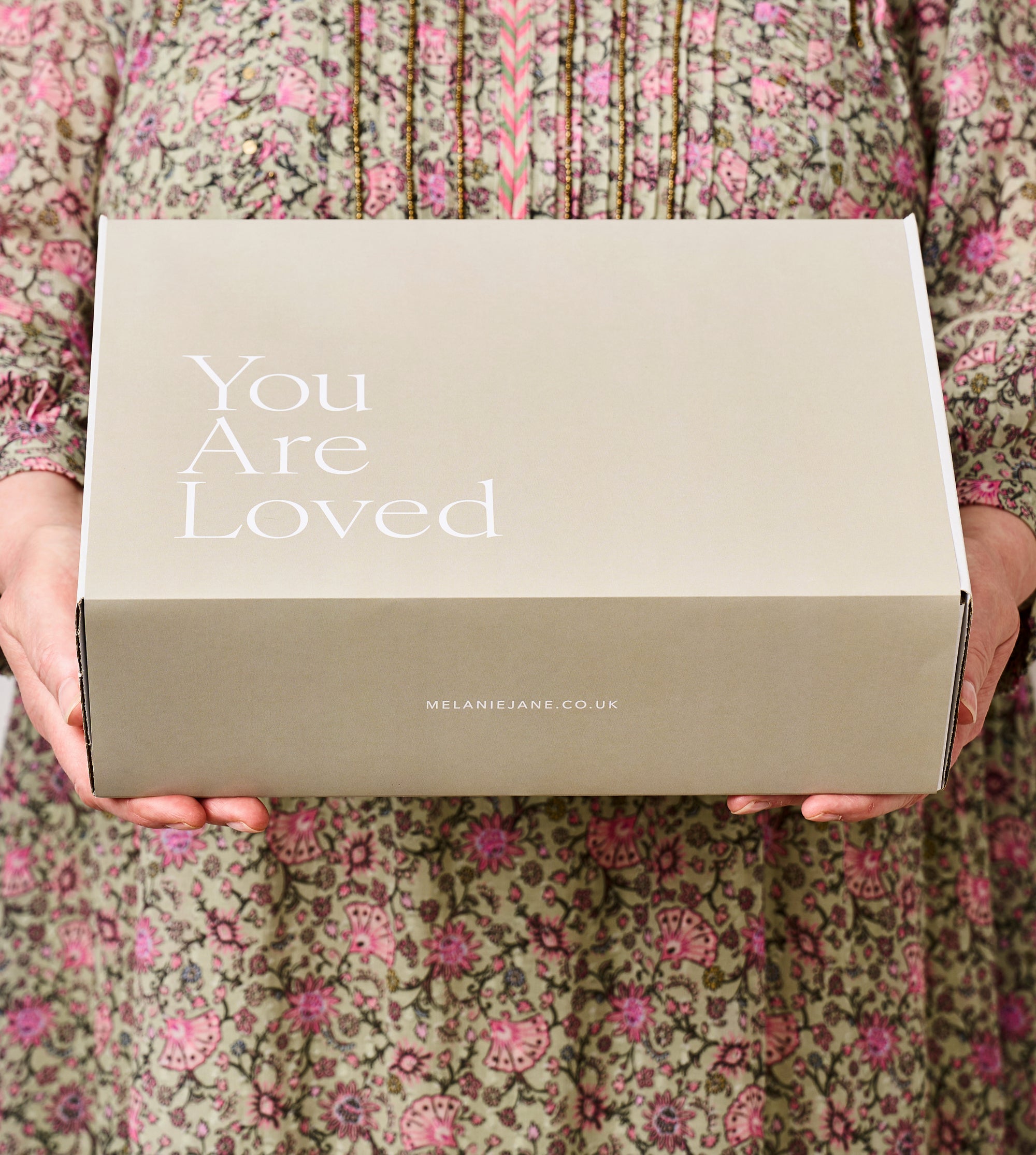 Darjeeling &amp; Tea Rose luxury gift box. Reed diffuser, 2 handmade soaps &amp; a ceramic coaster