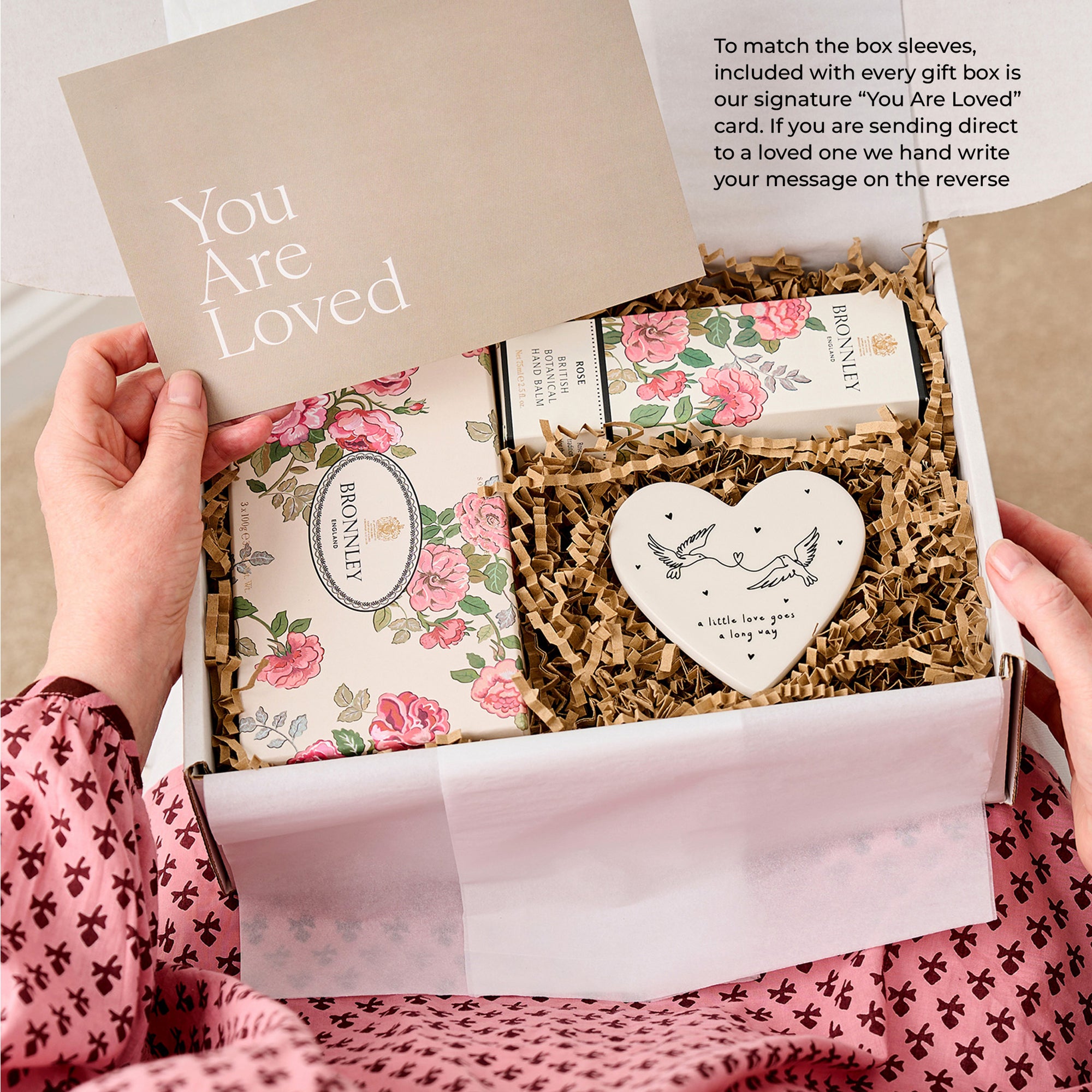 ‘Orange Blossom’ BRITISH BOTANICAL gift box. Reed diffuser room fragrance, two handmade soaps and a ceramic soap dish